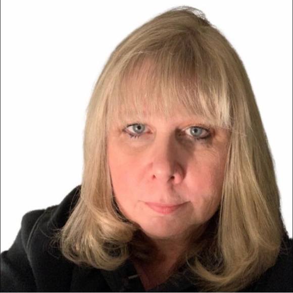 Meet your Posher, Ladeana - Picture 1 of 1